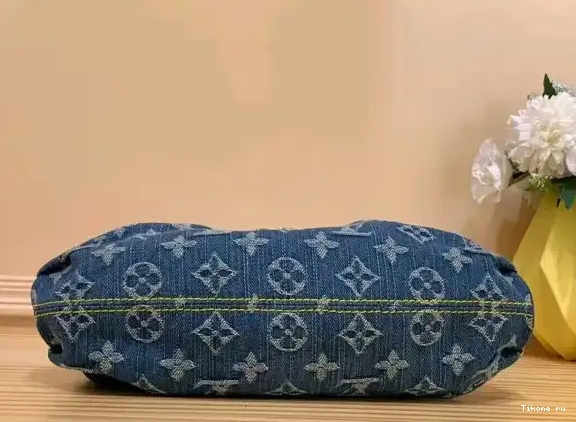 Affordable VUITTON HANDBAG LOUIS PLEATY 0629